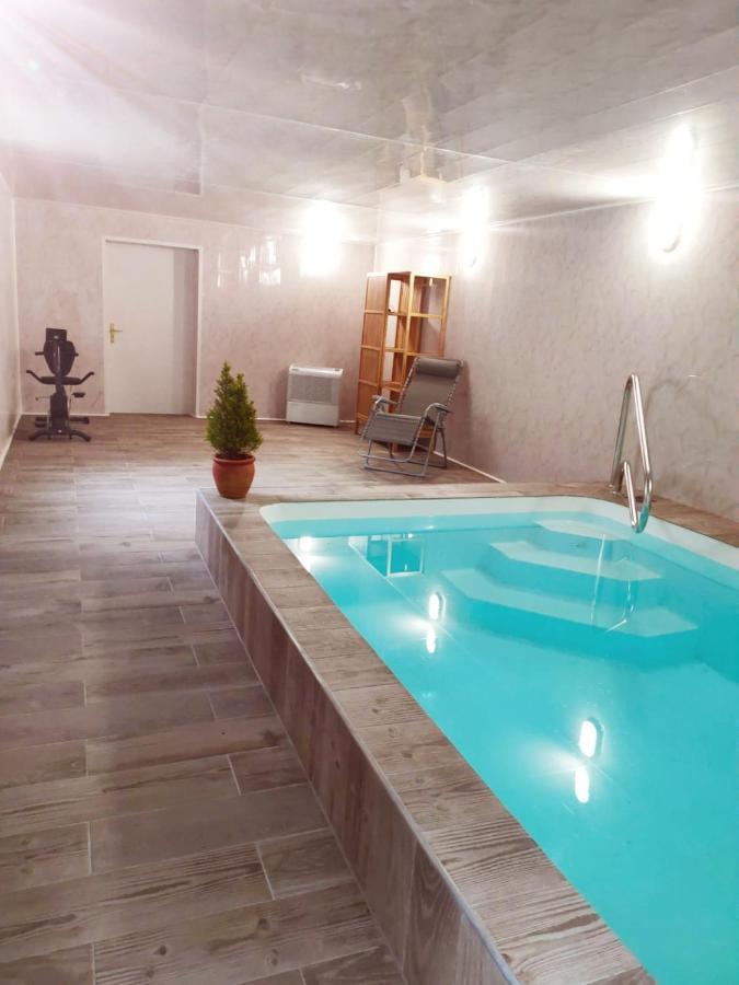 Residence Services Chateau Saint Pierre Oursin Vimont Exterior photo